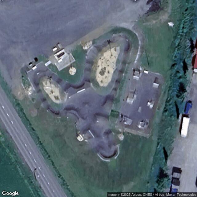 Keskisen skeittipuisto ja pumptrack
