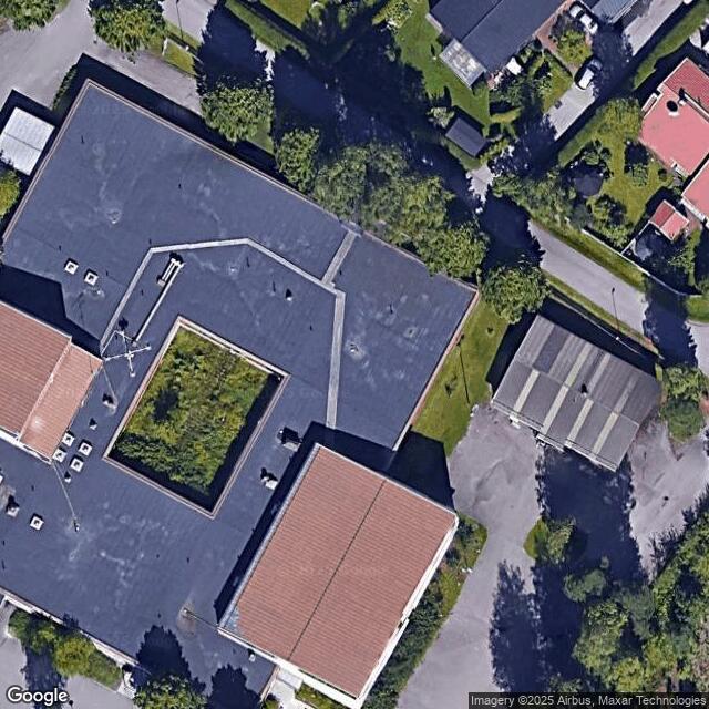 Hyökkälän yläkoulun liikuntasali
