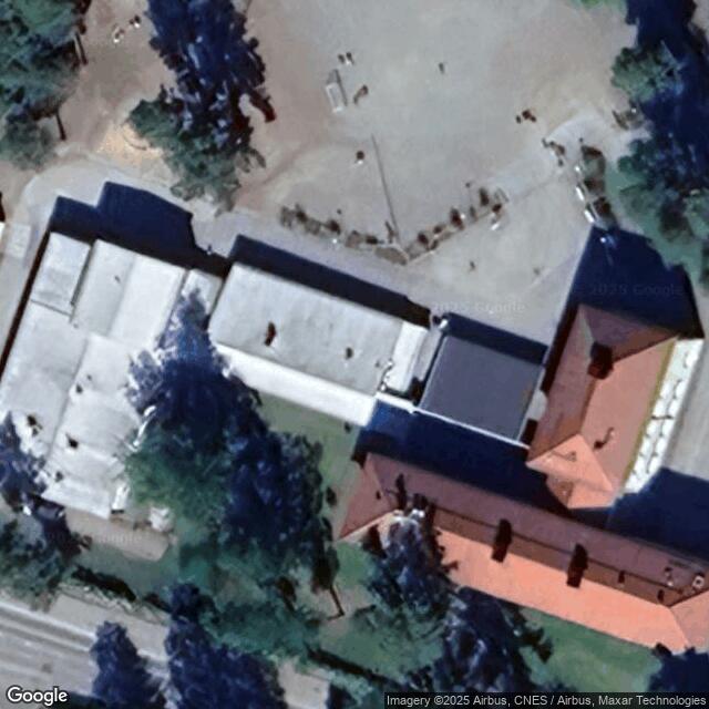 Kypärämäen koulun liikuntasali (iso)