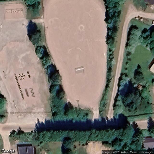 Hälvälän koulun pallokenttä