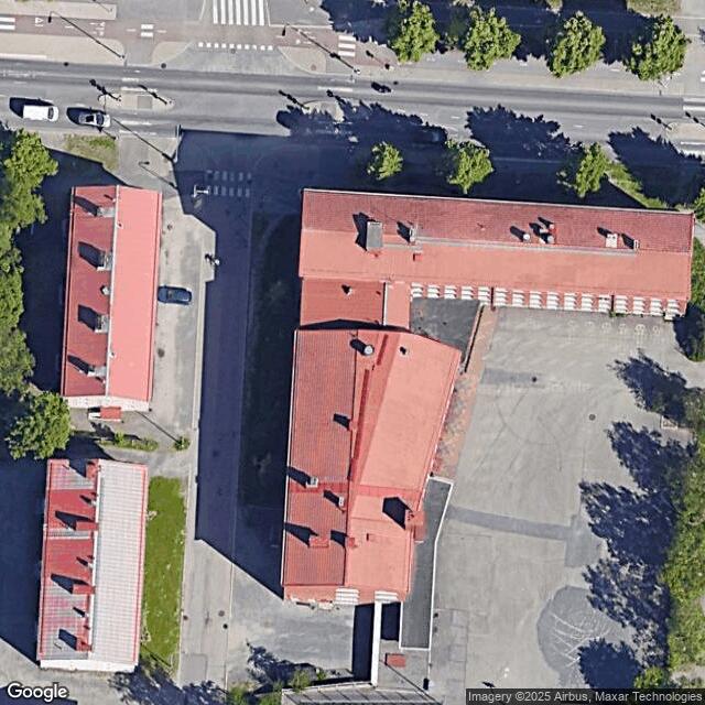 Härmälän koulun liikuntasali