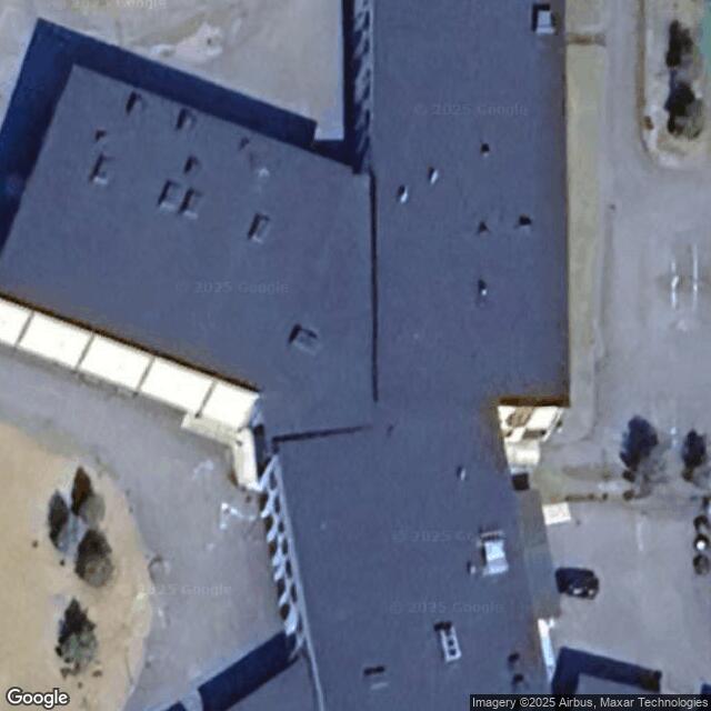 Haukiputaan lukion liikuntasali