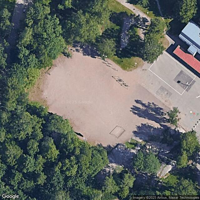 Hertsikan ala-asteen koulu (Hillerikuja) / Hiekkakenttä