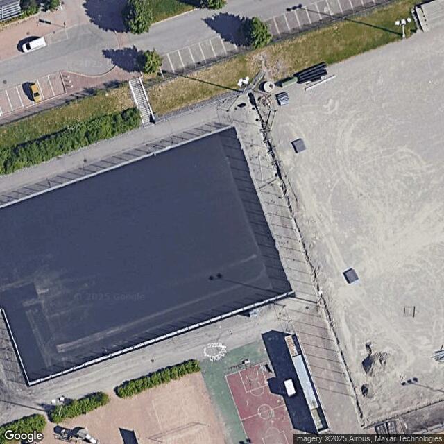 Herttoniemenrannan liikuntapuisto / Tenniskenttä 4