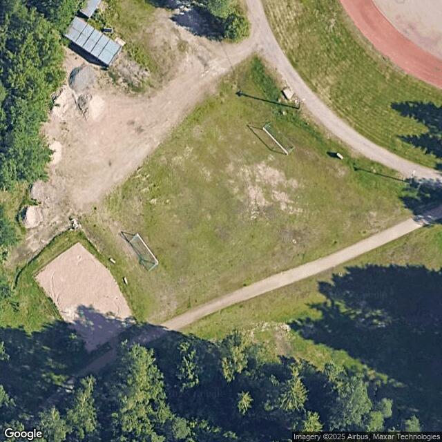 Herttoniemen liikuntapuisto / Hiekkakenttä 2