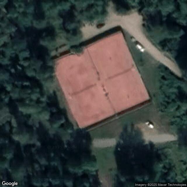 Hiekanpään Nukkekodin tenniskentät (2)