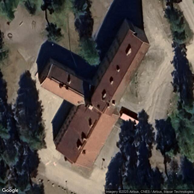 Lehtoniemen koulun liikuntasali