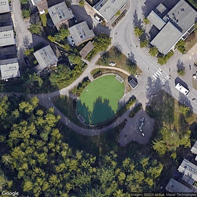 Lehtovuorenkatu / Lähiliikuntapaikka