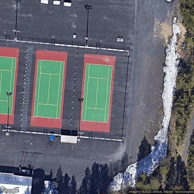 Lintulan urheilukeskuksen tenniskenttä 1
