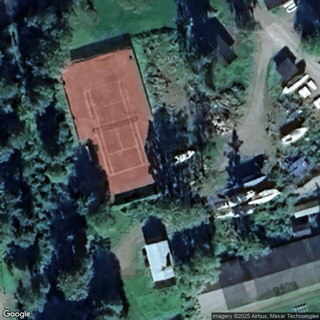 Merenkyntäjät ry tenniskenttä
