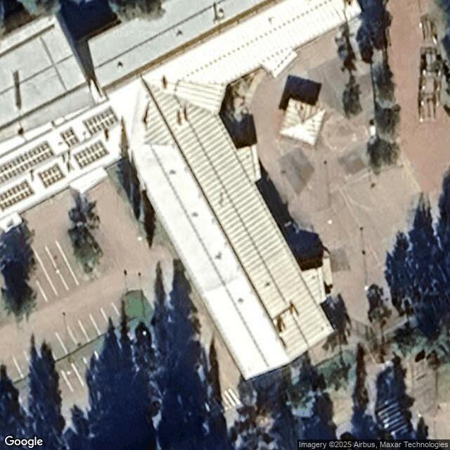 Metsolan koulun liikuntasali