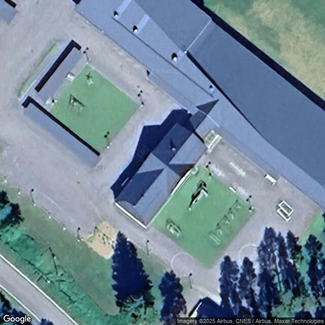 Möttösen koulun liikuntasali