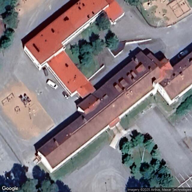 Muistolan koulun liikuntasali