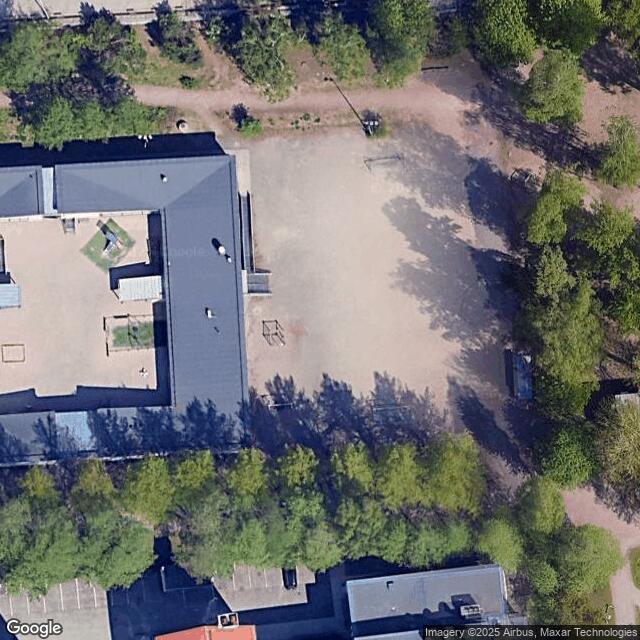 Munkkiniemen yhteiskoulu / Hiekkakenttä