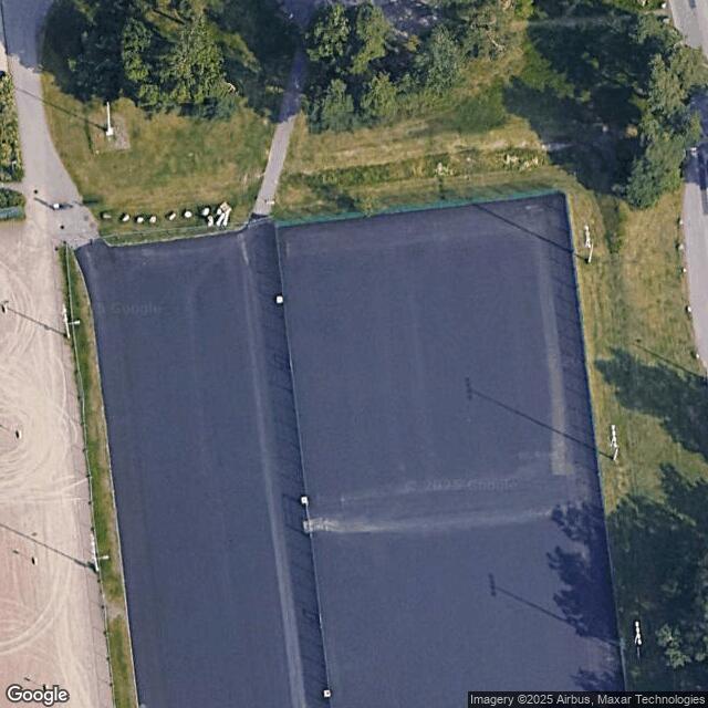 Mustikkamaan liikuntapuisto / Tenniskenttä 3
