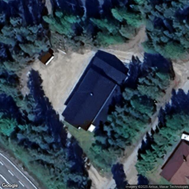 Nivankylän seurantalon liikuntasali