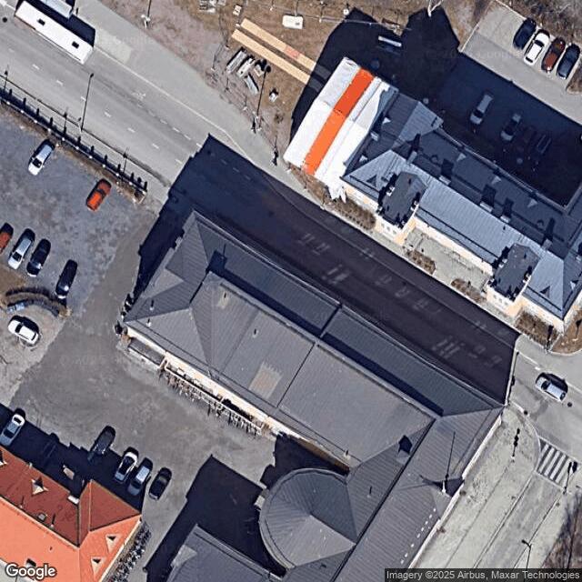 Oulun lyseon lukion liikuntasali
