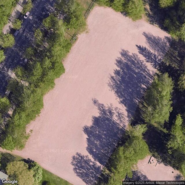 Oulunkyläntien hiekkakenttä