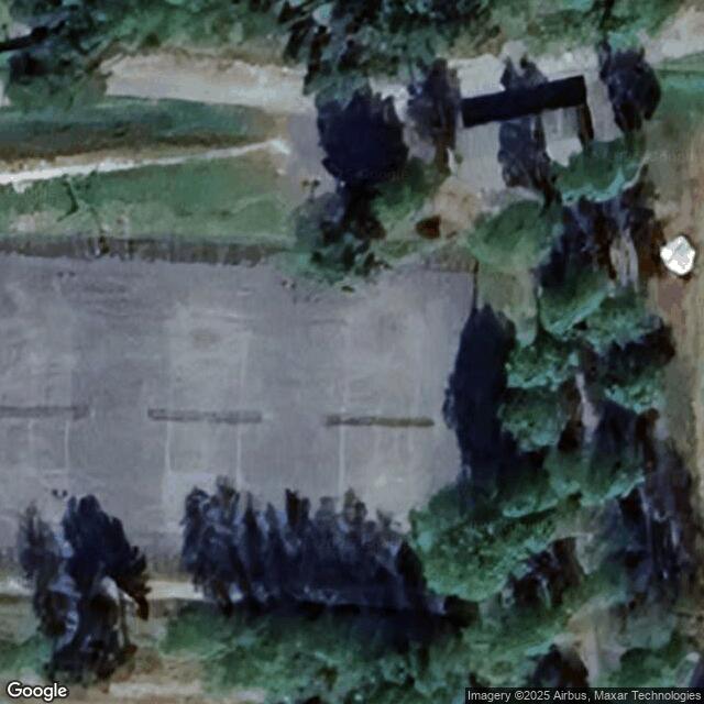 Oulunsalon kirkonkylän tenniskenttä 1