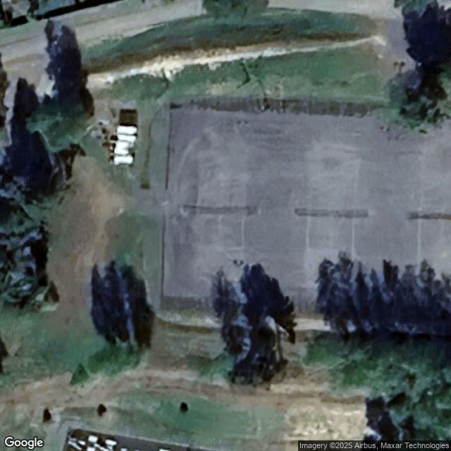 Oulunsalon kirkonkylän tenniskenttä 3