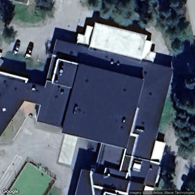 Ounasvaaran koulun iso liikuntasali