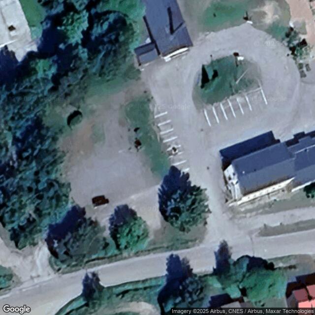 Päntäneen koulun liikuntasali