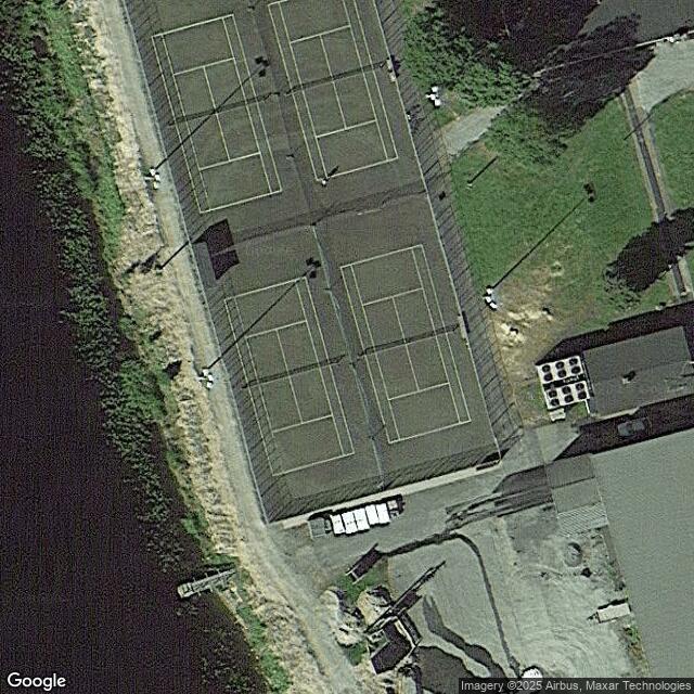 Paunun tenniskentät (4)