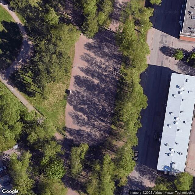 Leikkipuisto Isonneva / Hiekkakenttä