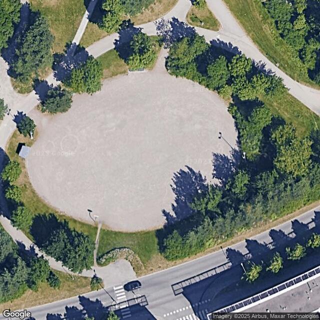 Leikkipuisto Mustakivi / Hiekkakenttä