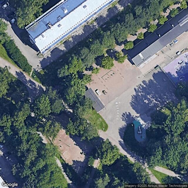 Leikkipuisto Rusthollari / Pöytätennispaikka