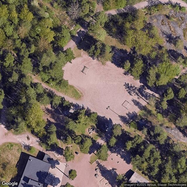 Leikkipuisto Tullinpuomi / Hiekkakenttä