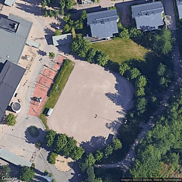 Leikkipuisto Tuorinniemi / Hiekkakenttä 1