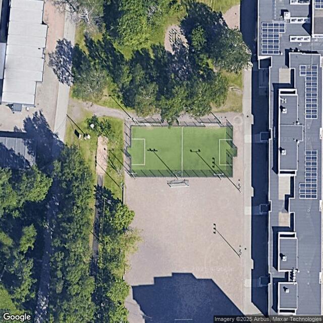 Puistopolun peruskoulu / Lähiliikuntapaikka