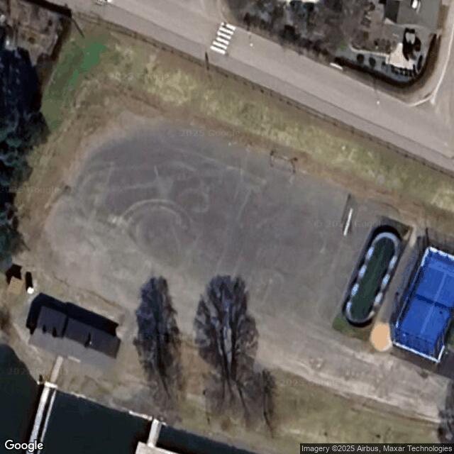 Pump track