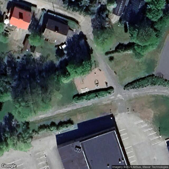 Punaportin puiston pallokenttä