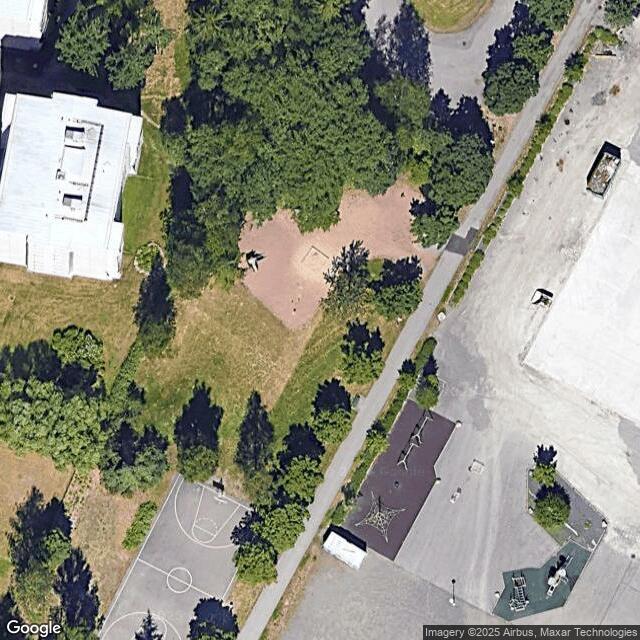 Raadinpuiston parkouralue