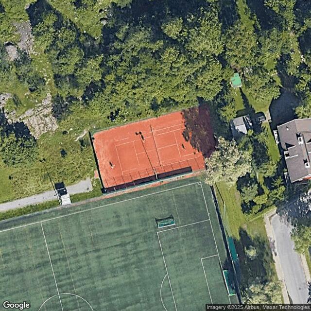 Raunistulan tenniskenttä