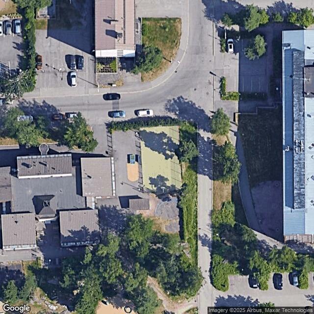 Roihuvuoren nuorisotalo / Lähiliikuntapaikka