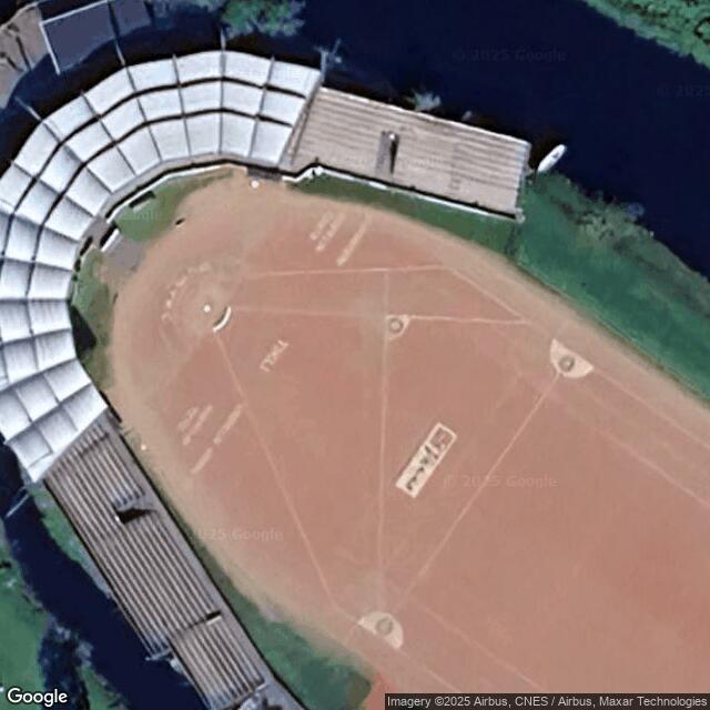Saarikenttä / pesäpallostadion