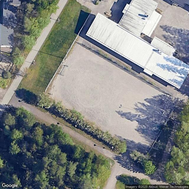 Järvenperän koulun hiekkakenttä