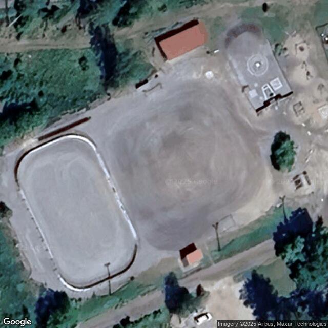 Vanjärven koulun hiekkakenttä