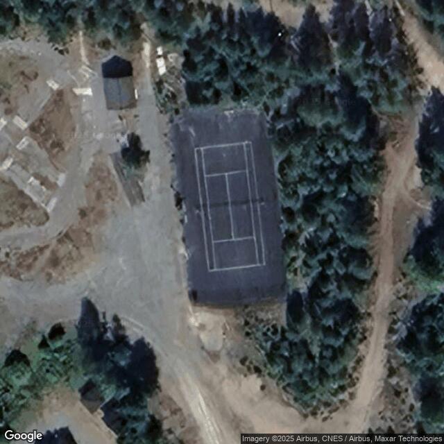 Santurin tenniskenttä