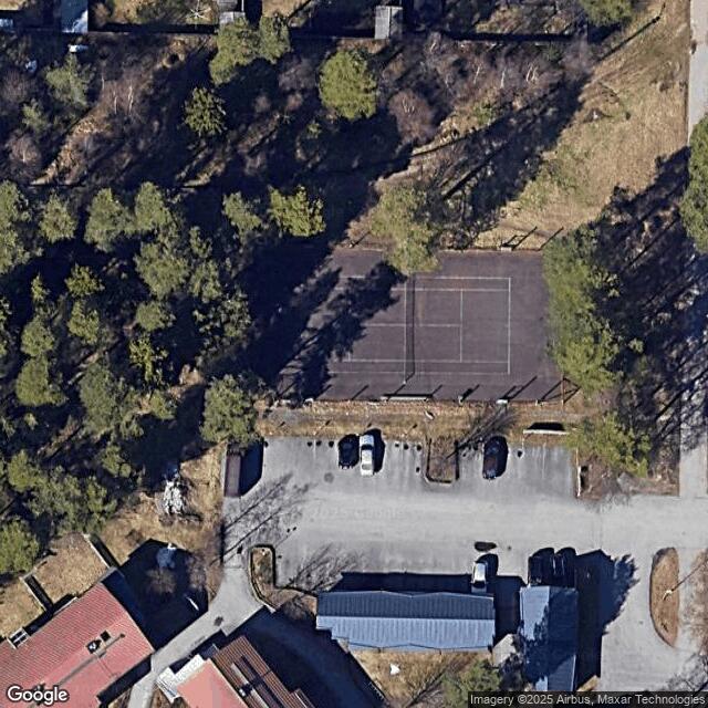 Sauvojantien tenniskenttä