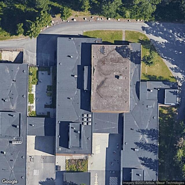 Simonkylän koulun liikuntasali