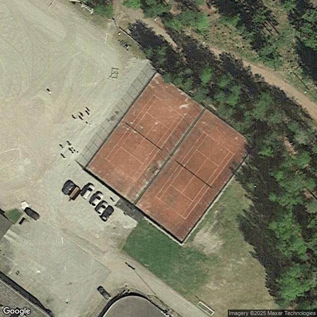 Urheilukeskuksen tenniskenttäalue 1