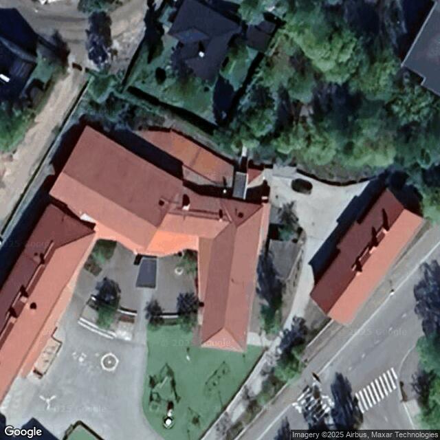 Eteläisen koulun liikuntasali Riihimäki