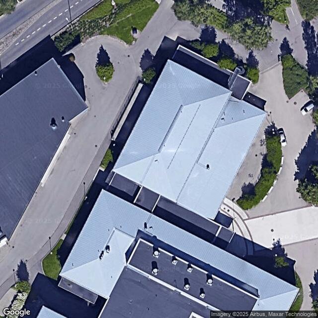 Keravan lukion liikuntasali