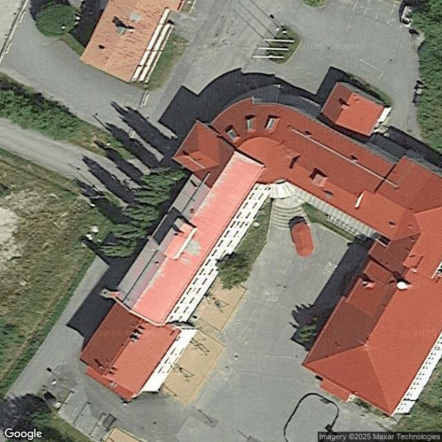 Lavian yhtenäiskoulun liikuntasali