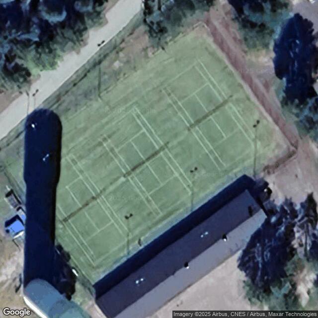 Urheilupuiston tenniskentät (3)