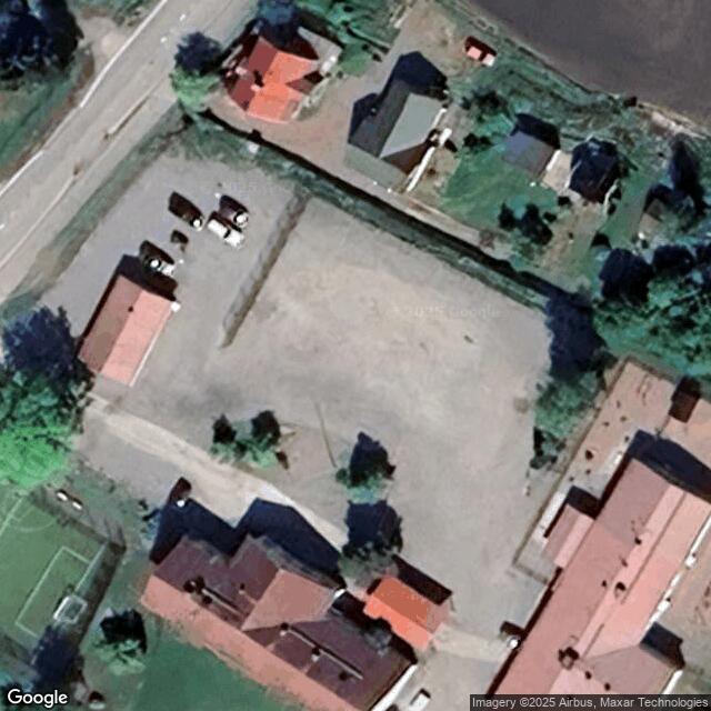 Pyhän koulun pallokenttä